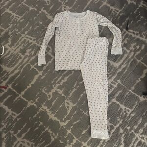 Roller Rabbit White Pajama Set for Ultimate Comfort